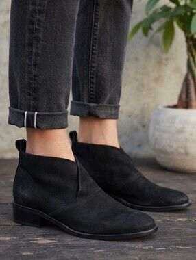 Eileen Fisher Ankle Boots Black Suede Crossover Booties Women's Size 9.5